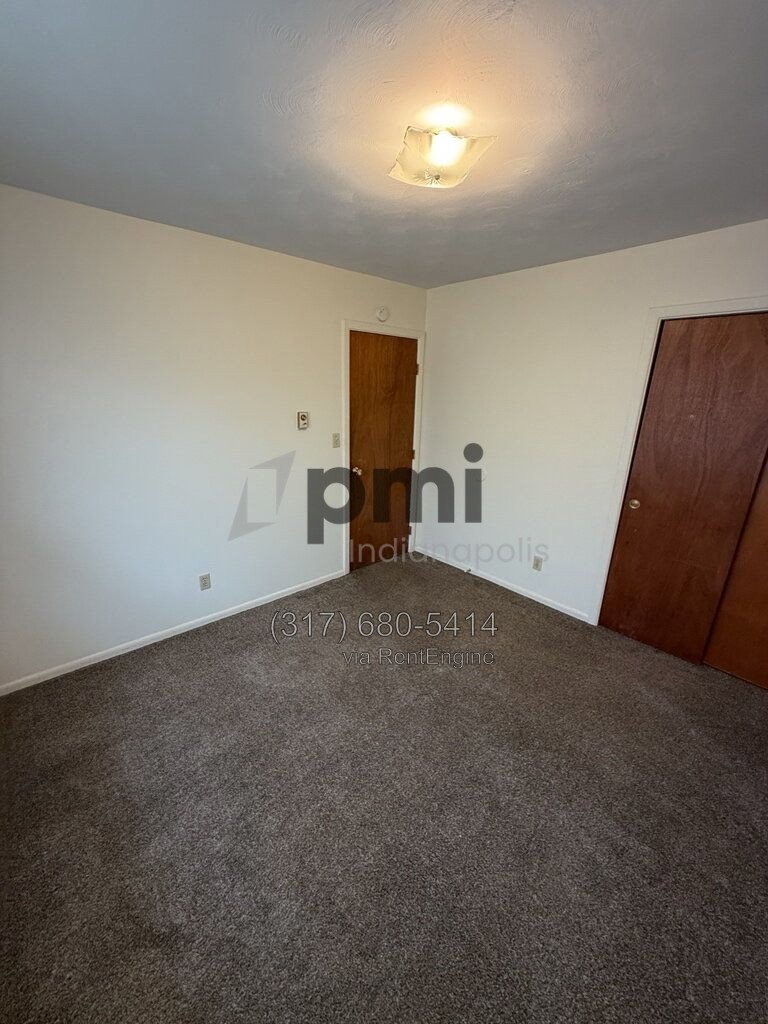 122 West William Drive Unit E (Brownsburg) 1 bed 1 bath property image
