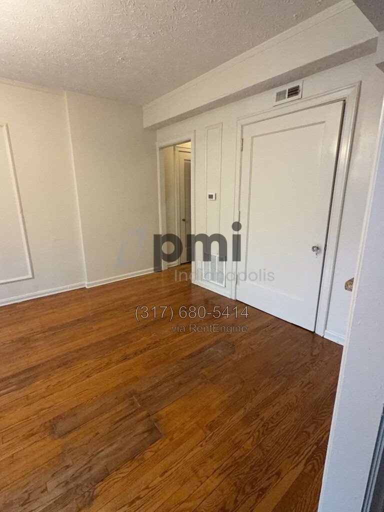 Cozy Studio at 1 W. 28th St., Indianapolis – Smart Living with Comfort and Convenience! property image