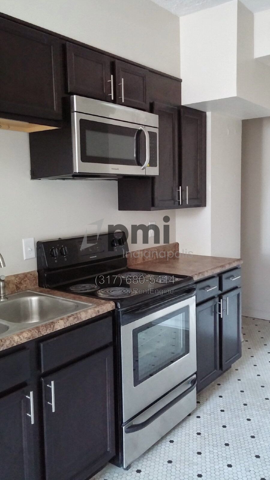 Cozy Studio at 1 W. 28th St., Indianapolis – Smart Living with Comfort and Convenience! property image